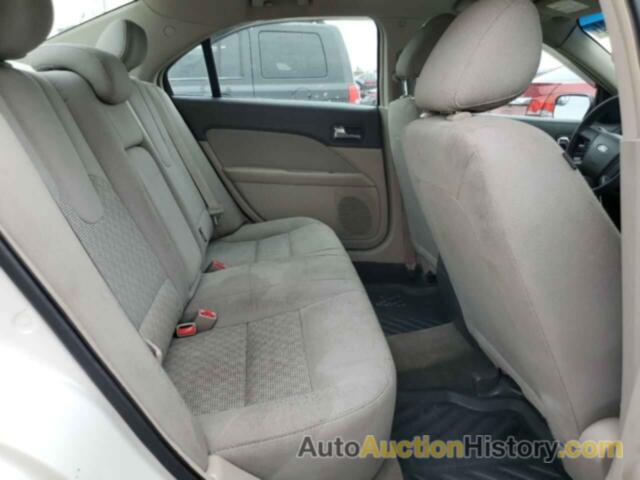 FORD FUSION S, 3FAHP0GA2CR101225