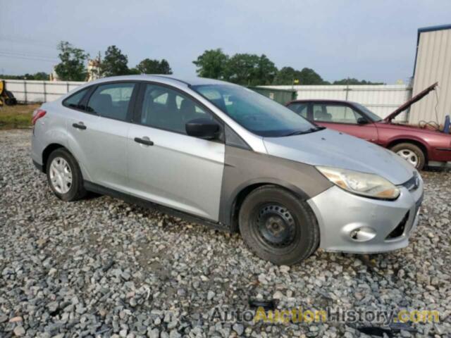 FORD FOCUS S, 1FAHP3E22CL174655