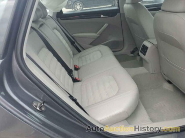 VOLKSWAGEN PASSAT SEL, 1VWCS7A32FC013815