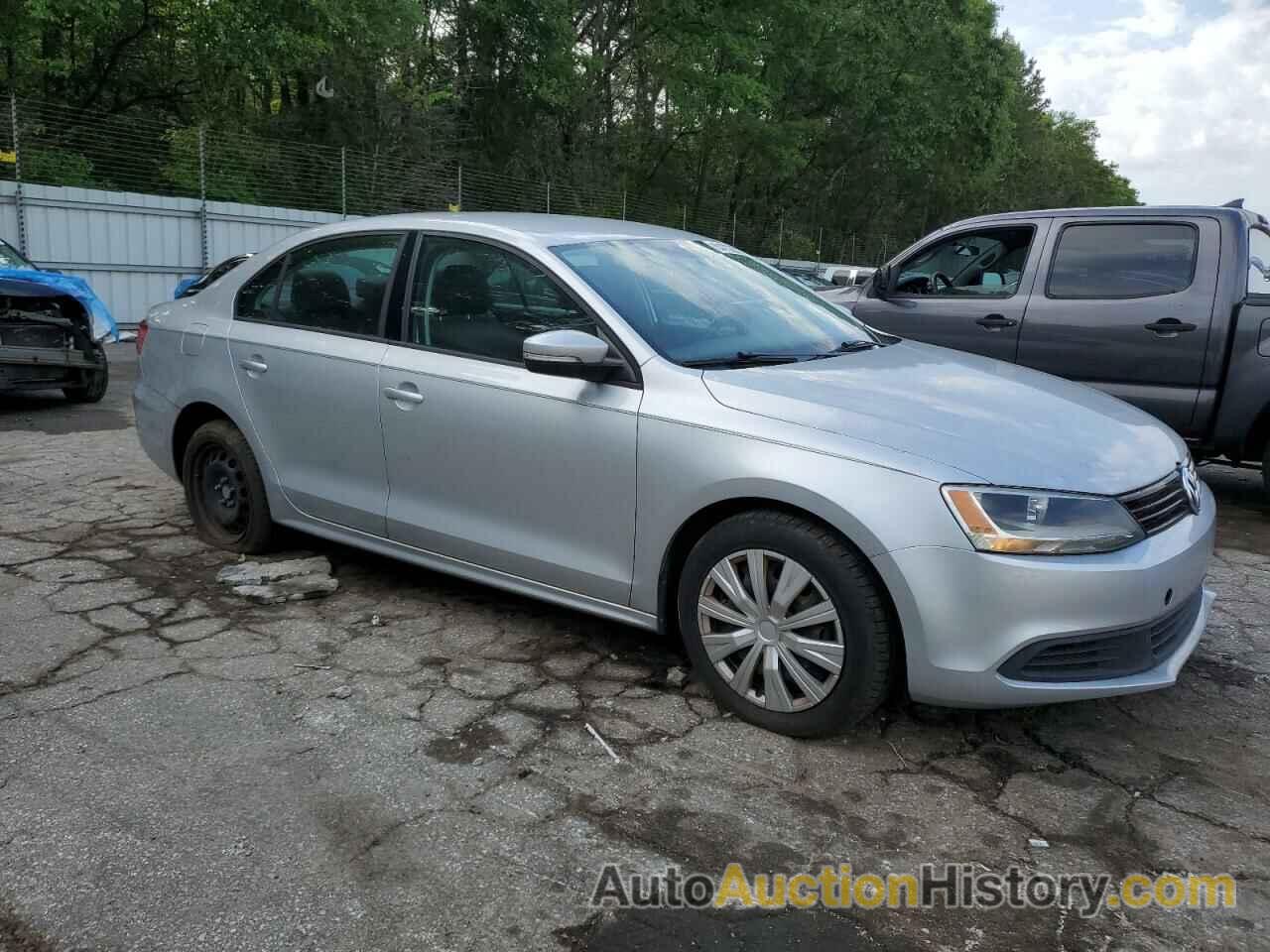 VOLKSWAGEN JETTA SE, 3VWD07AJ4EM236539