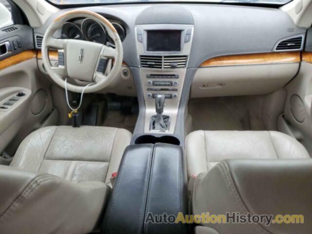 LINCOLN MKT, 2LMHJ5AT5ABJ13321