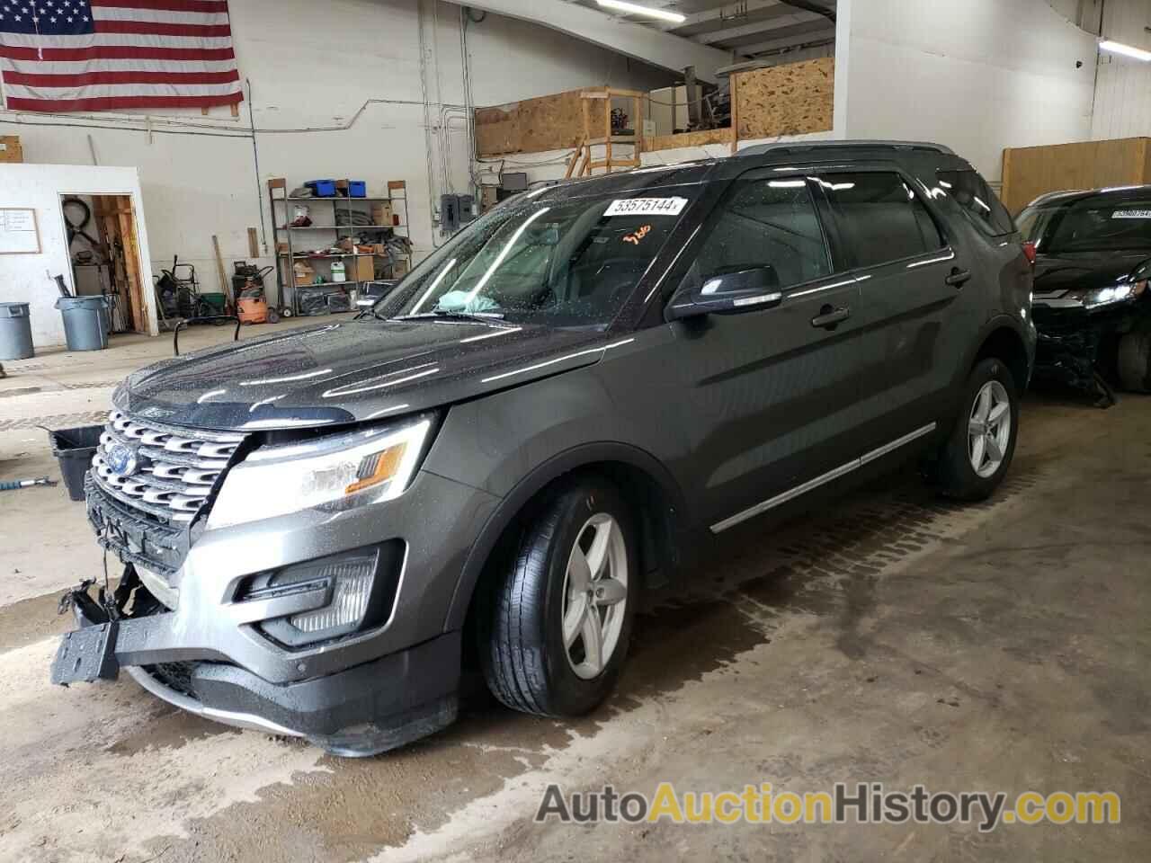 FORD EXPLORER XLT, 1FM5K8D88HGB91535