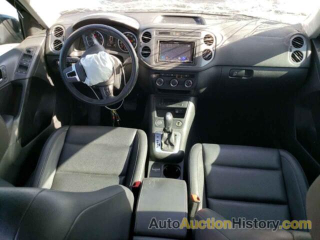 VOLKSWAGEN TIGUAN S, WVGAV7AX8GW524901