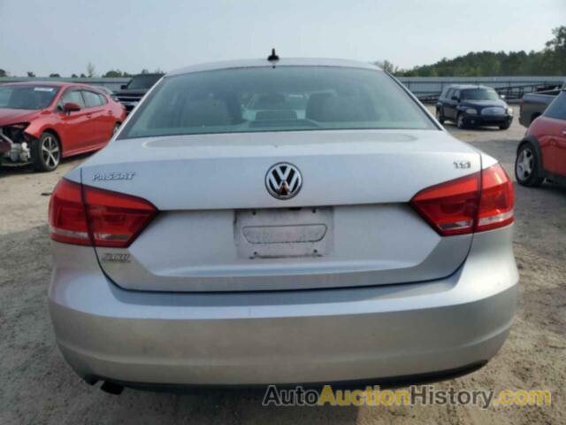 VOLKSWAGEN PASSAT S, 1VWAT7A30FC084970