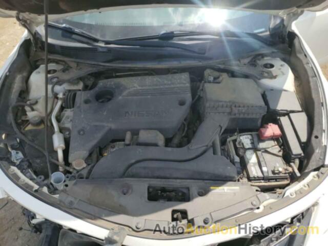 NISSAN ALTIMA 2.5, 1N4AL3AP0FN922424