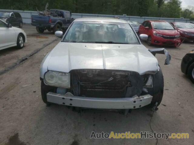 CHRYSLER 300 SRT-8, 2C3LA73W27H806712