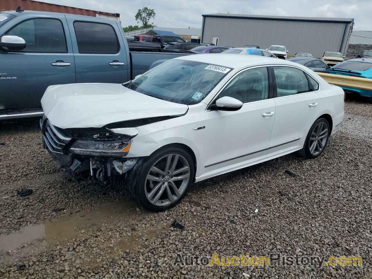 2017 VOLKSWAGEN PASSAT R-LINE, 1VWDT7A33HC051154