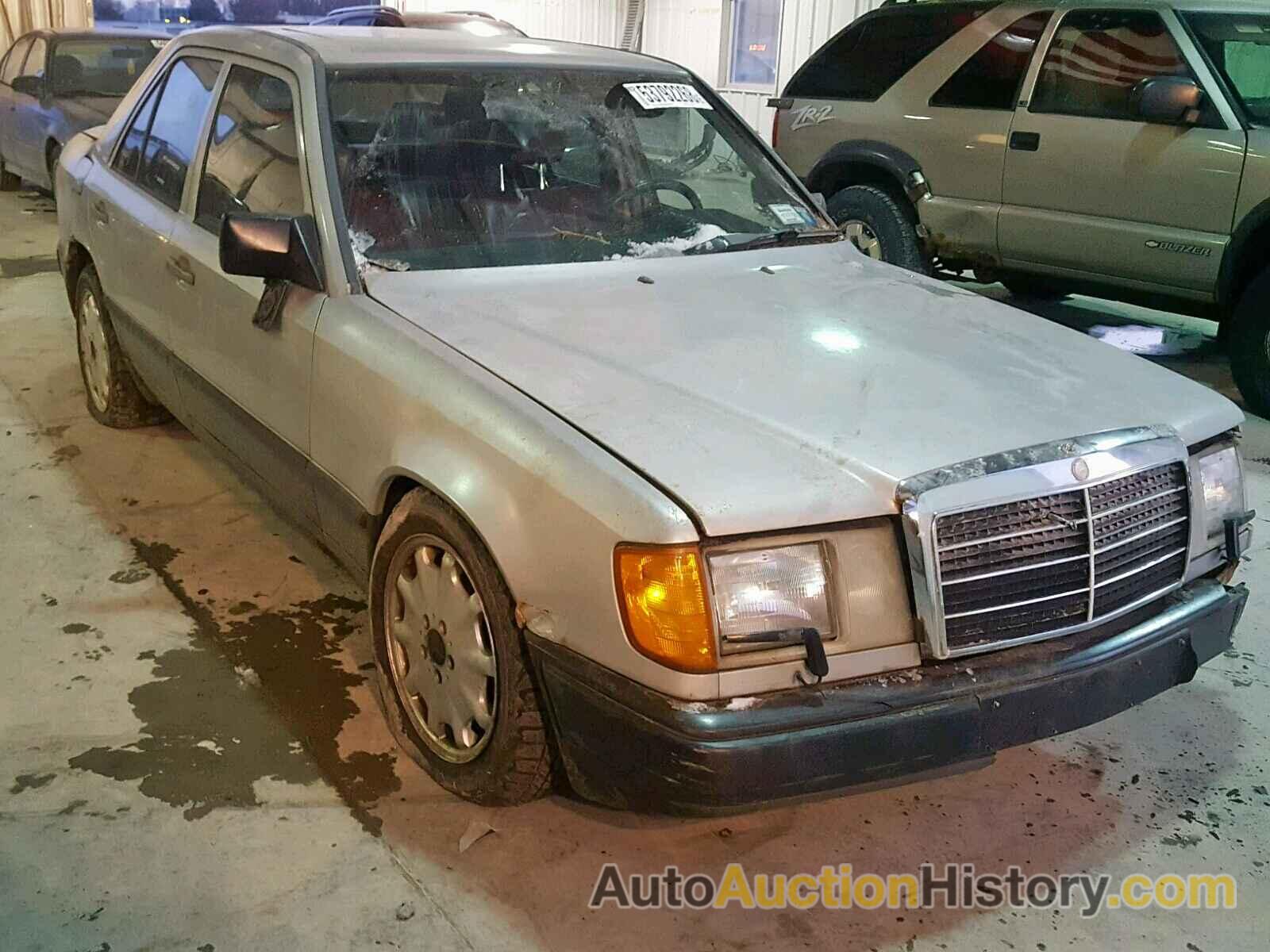 1987 MERCURY SEDAN, 