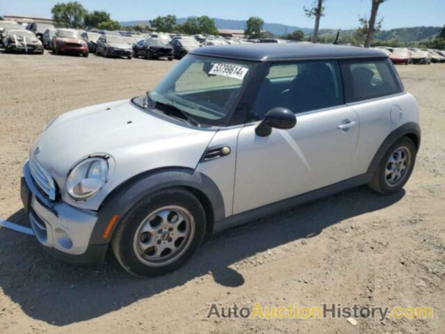 MINI COOPER, WMWSU3C52DT680930