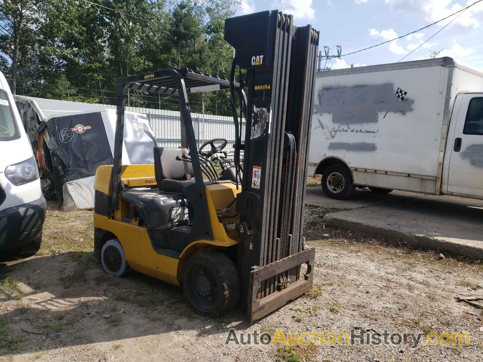 2000 CATERPILLAR FORKLIFT, AT83F00854