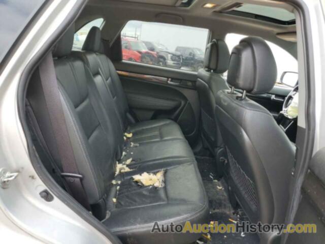 KIA SORENTO EX, 5XYKUDA28BG123109