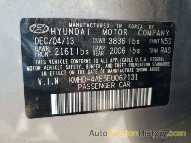 HYUNDAI ELANTRA SE, KMHDH4AE5EU062131