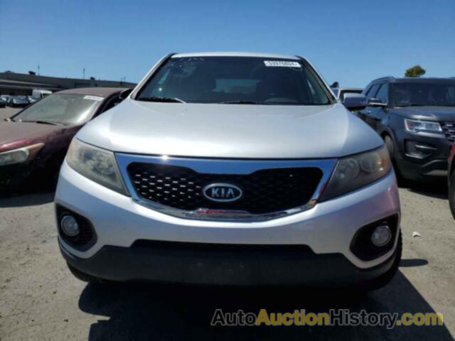 KIA SORENTO EX, 5XYKUDA29BG012570