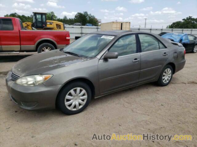 TOYOTA CAMRY LE, 4T1BE32K65U988715