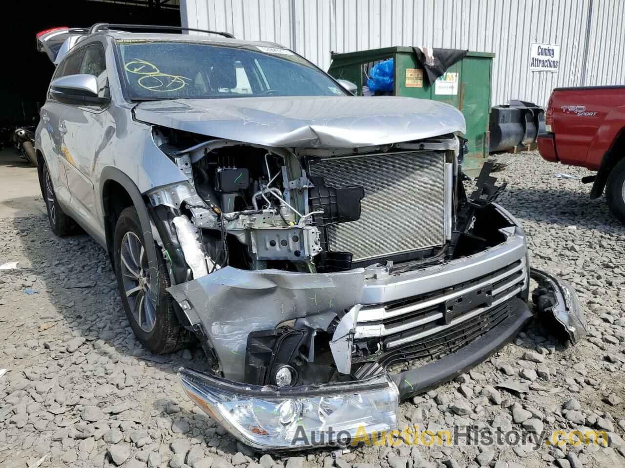 2019 TOYOTA HIGHLANDER SE, 5TDJZRFH2KS629142