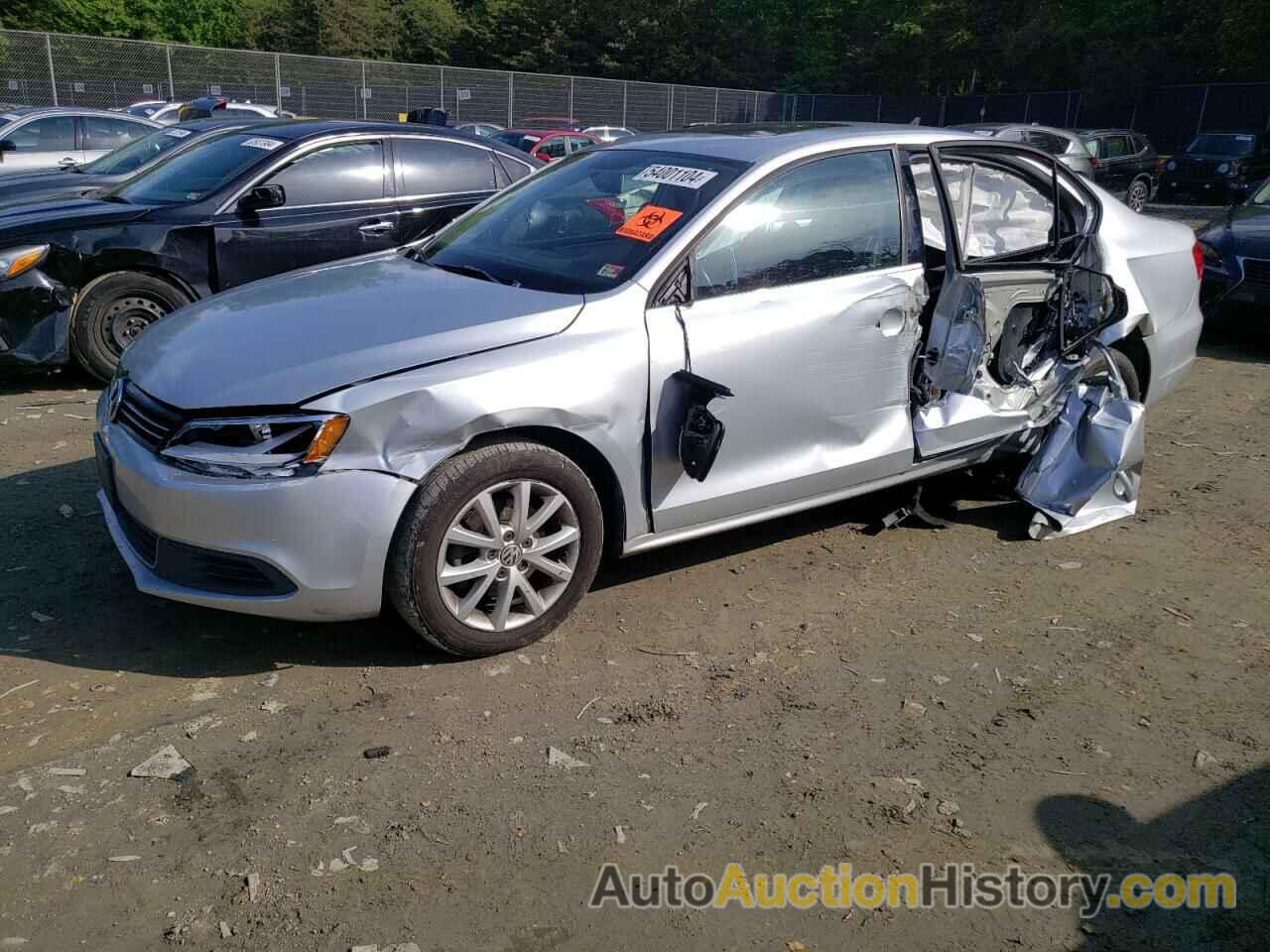 VOLKSWAGEN JETTA SE, 3VWDP7AJ4DM450425