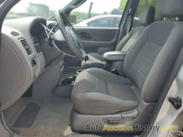 FORD ESCAPE XLT, 1FMYU03102KC01489