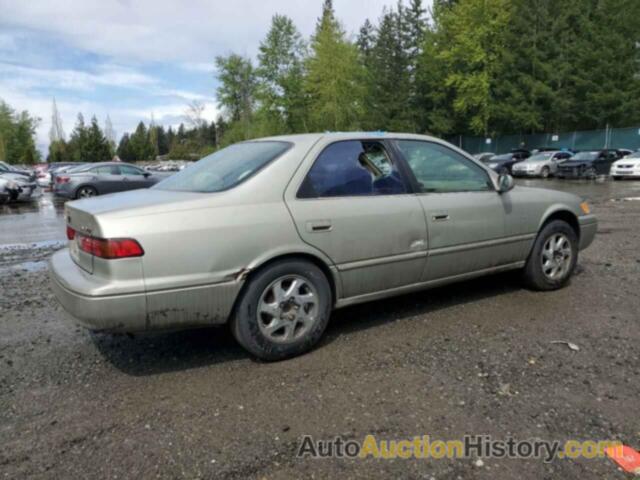 TOYOTA CAMRY LE, JT2BG28K9W0101643