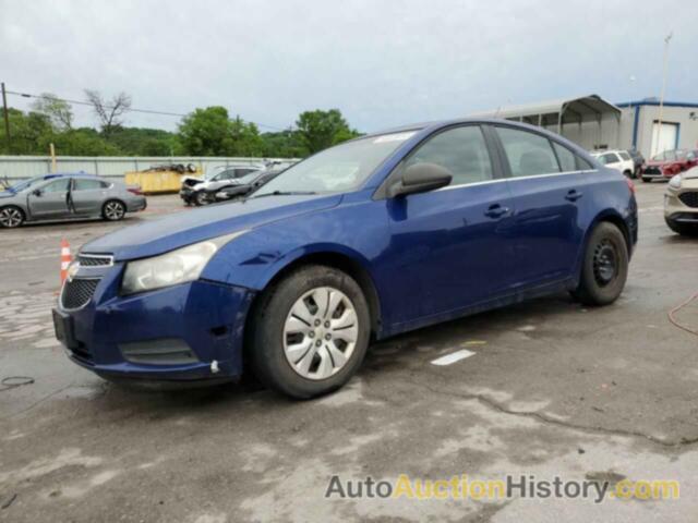 CHEVROLET CRUZE LS, 1G1PD5SH7C7403710