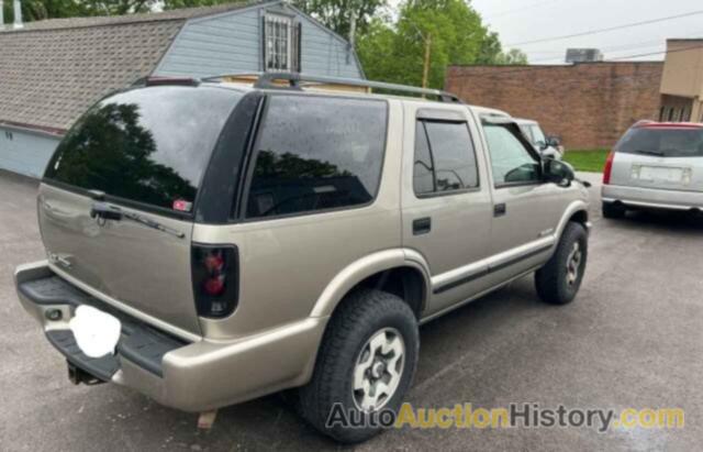 CHEVROLET BLAZER, 1GNDT13X54K166877