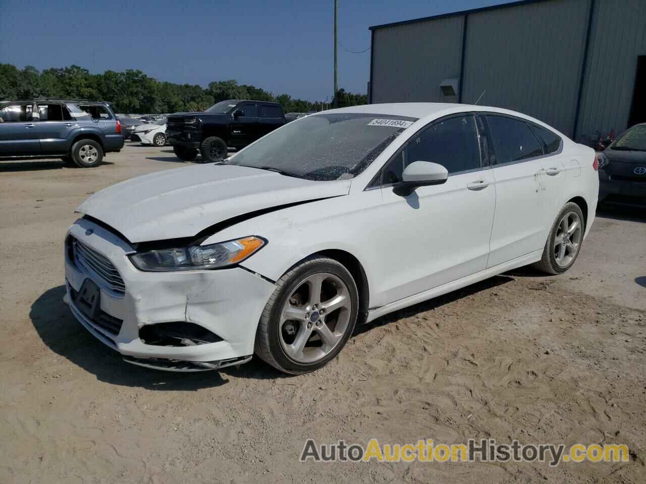 FORD FUSION S, 3FA6P0G74GR251029