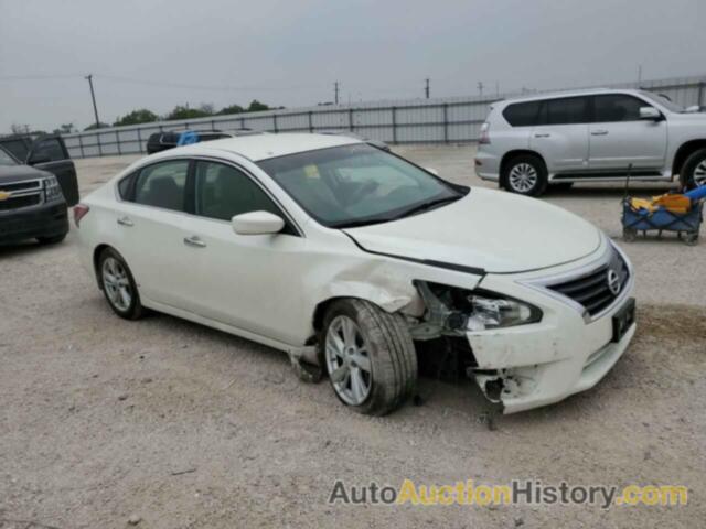 NISSAN ALTIMA 2.5, 1N4AL3AP5FC124285