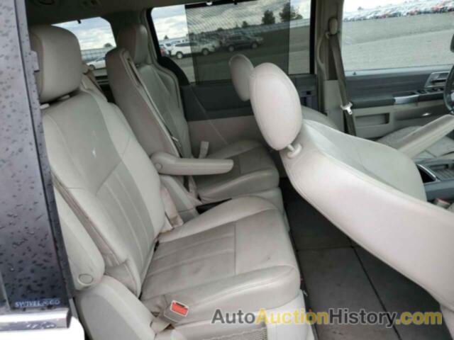 CHRYSLER MINIVAN TOURING, 2A8HR54P18R736971