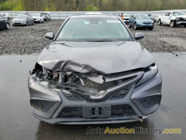 TOYOTA CAMRY SE, 4T1G11BK0NU058380