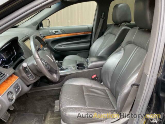 LINCOLN MKT, 2LMHJ5NK0GBL00069