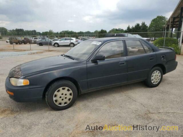 TOYOTA CAMRY LE, 4T1SK12E4SU896845