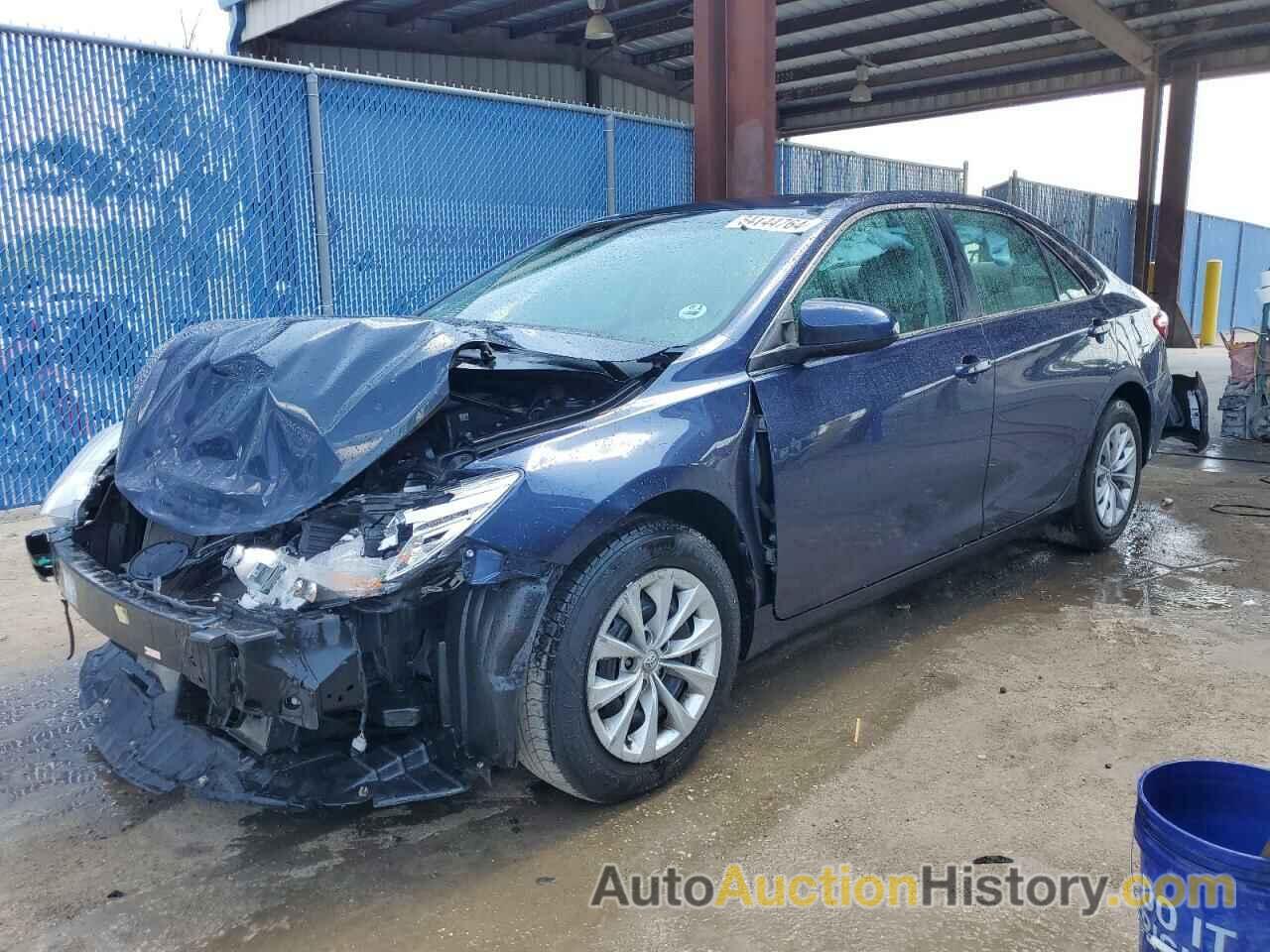 TOYOTA CAMRY LE, 4T4BF1FK6GR551270