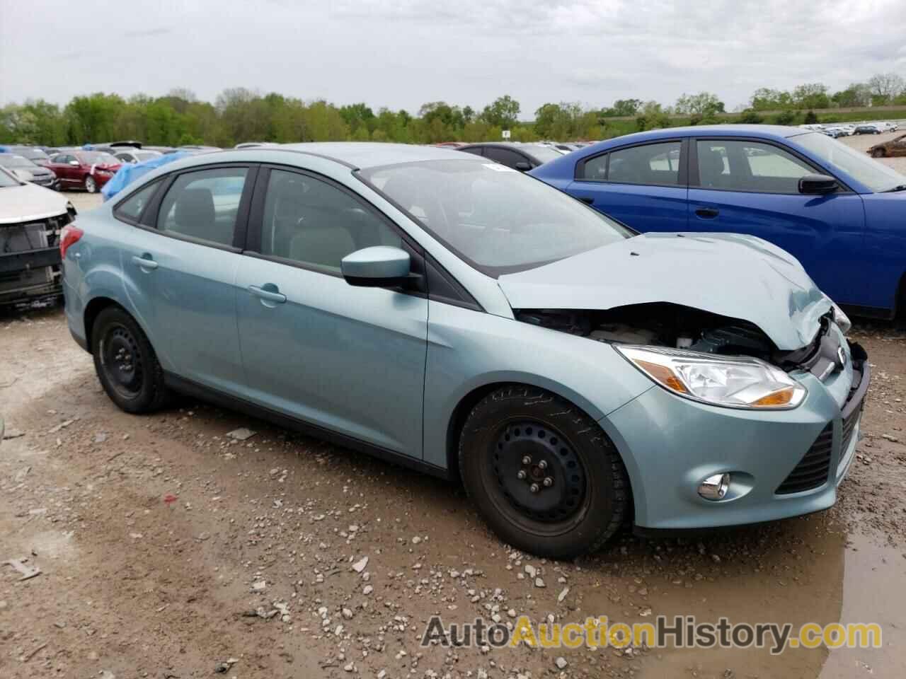 FORD FOCUS SE, 1FAHP3F25CL361001