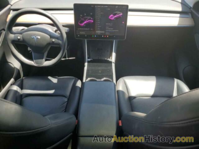 TESLA MODEL Y, 5YJYGDEE7LF025204