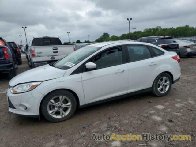 FORD FOCUS SE, 1FADP3F20EL388995