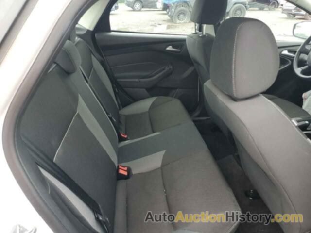 FORD FOCUS SE, 1FADP3F20EL388995