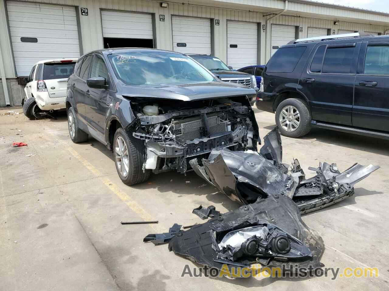 2017 FORD ESCAPE SE, 1FMCU0GD2HUC09525