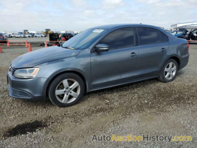 VOLKSWAGEN JETTA TDI, 3VWLL7AJ7BM079720