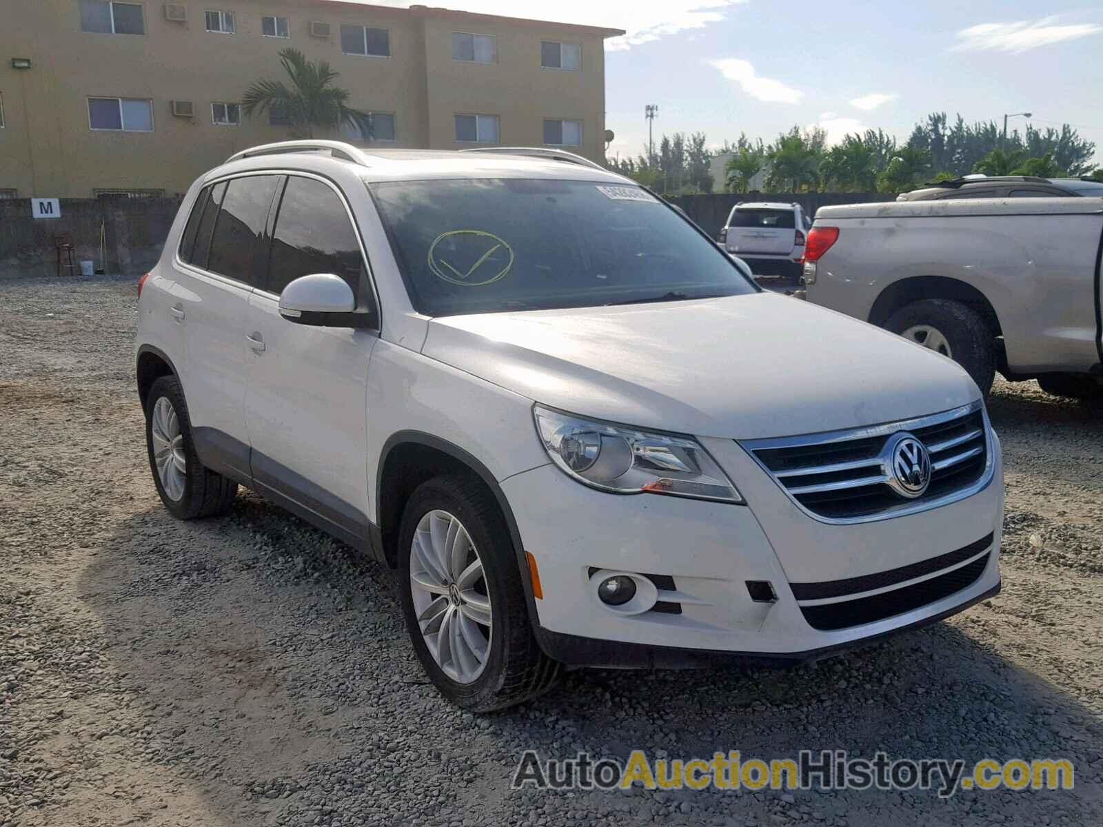 2010 VOLKSWAGEN TIGUAN S, WVGAV7AX5AW510140