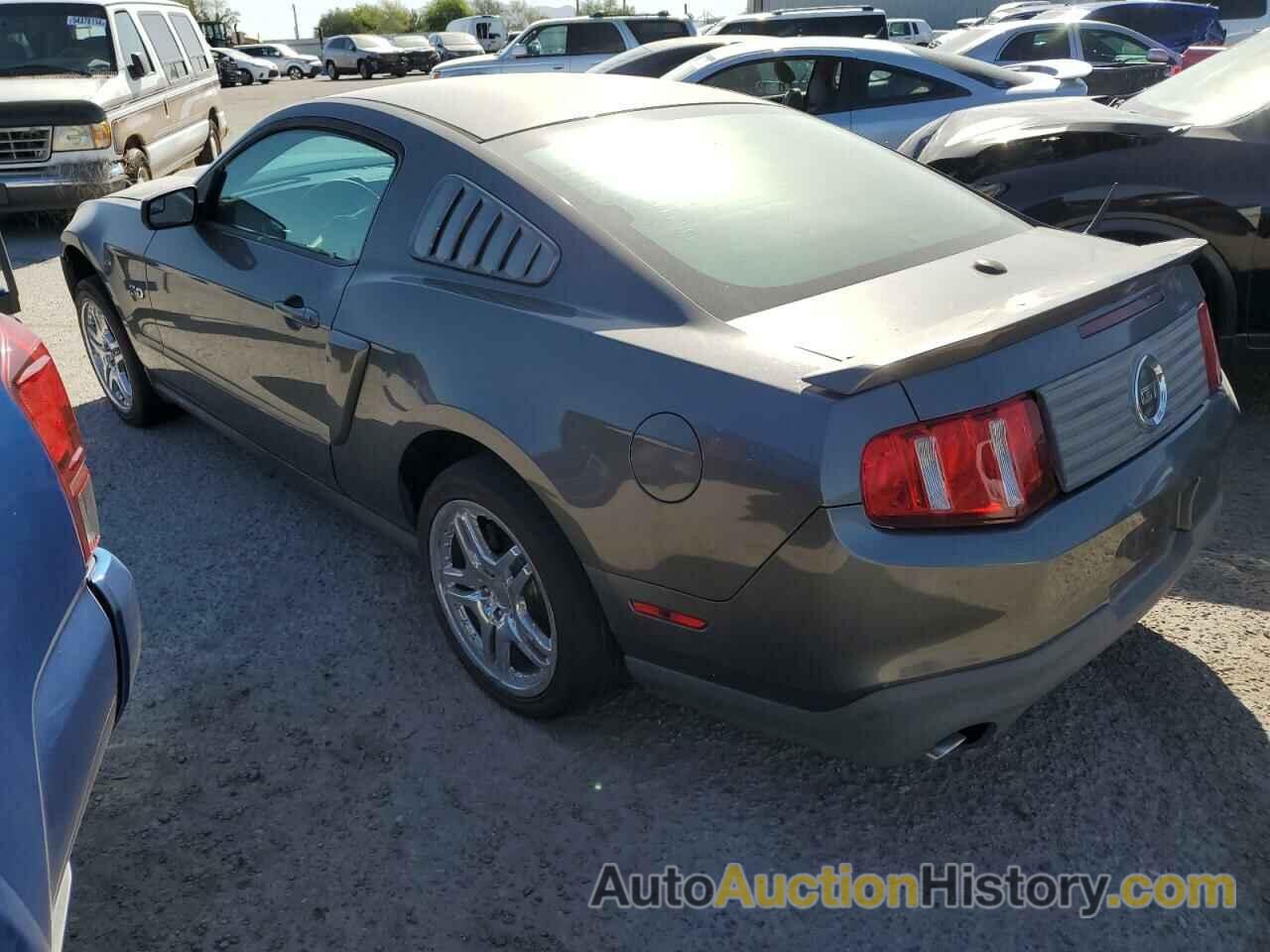 FORD MUSTANG GT, 1ZVBP8CF5B5137313