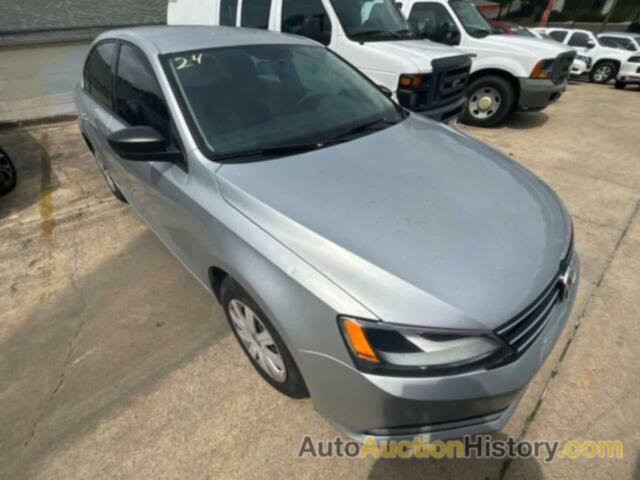 VOLKSWAGEN JETTA BASE, 3VW2K7AJ2FM269008