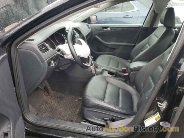 VOLKSWAGEN JETTA SEL, 3VWL17AJ4HM213100