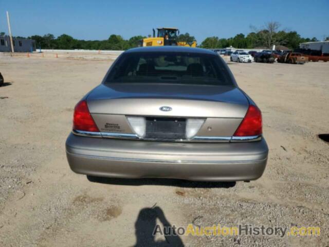 FORD CROWN VIC LX, 2FAFP74W84X167054