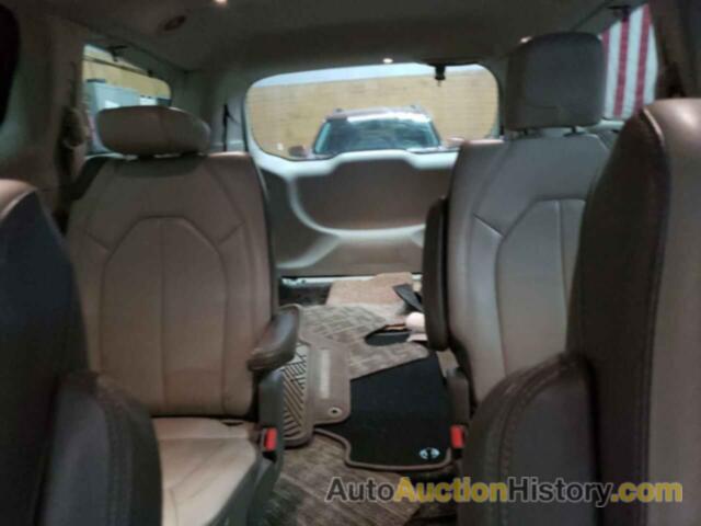 CHRYSLER PACIFICA TOURING L, 2C4RC1BG2HR688373