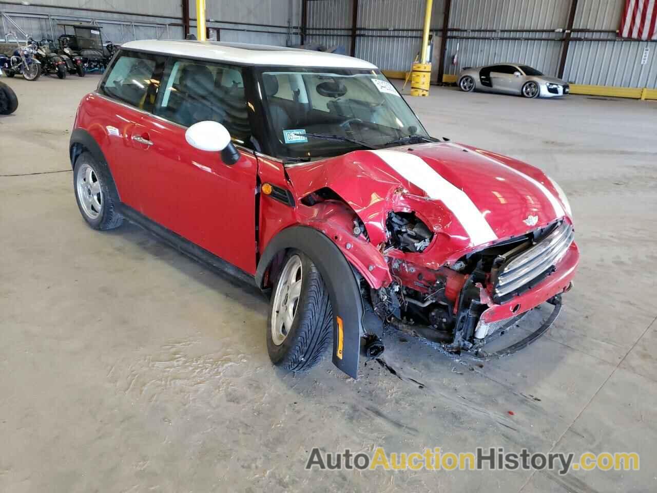 2011 MINI COOPER, WMWSU3C50BT184294