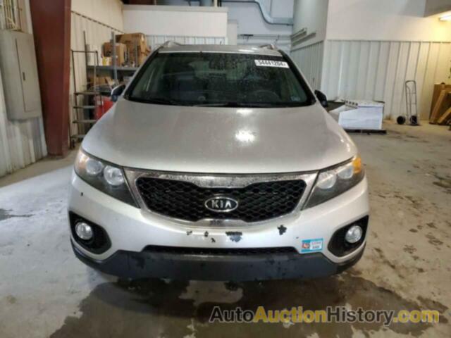 KIA SORENTO BASE, 5XYKTCA17BG156848