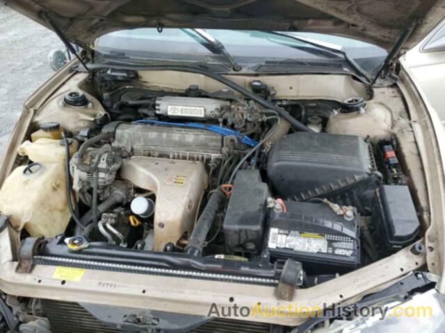 TOYOTA CAMRY LE, 4T1SK12W8NU142408