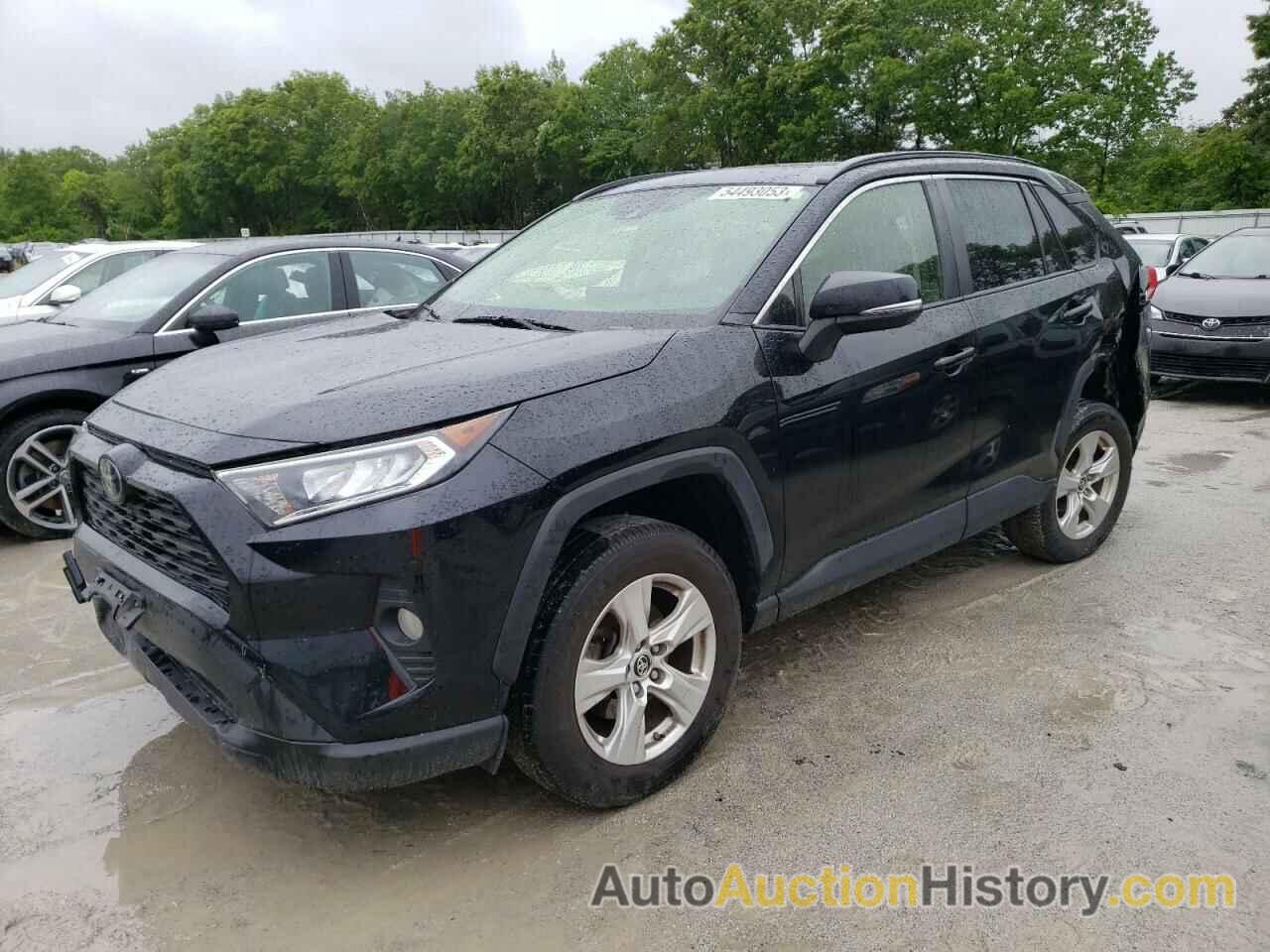 2019 TOYOTA RAV4 XLE, JTMP1RFV5KD011039