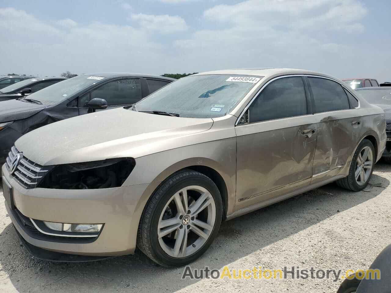 VOLKSWAGEN PASSAT SEL, 1VWCV7A34FC053384