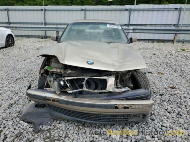 BMW 3 SERIES IS AUTOMATIC, WBABF4329REK11741