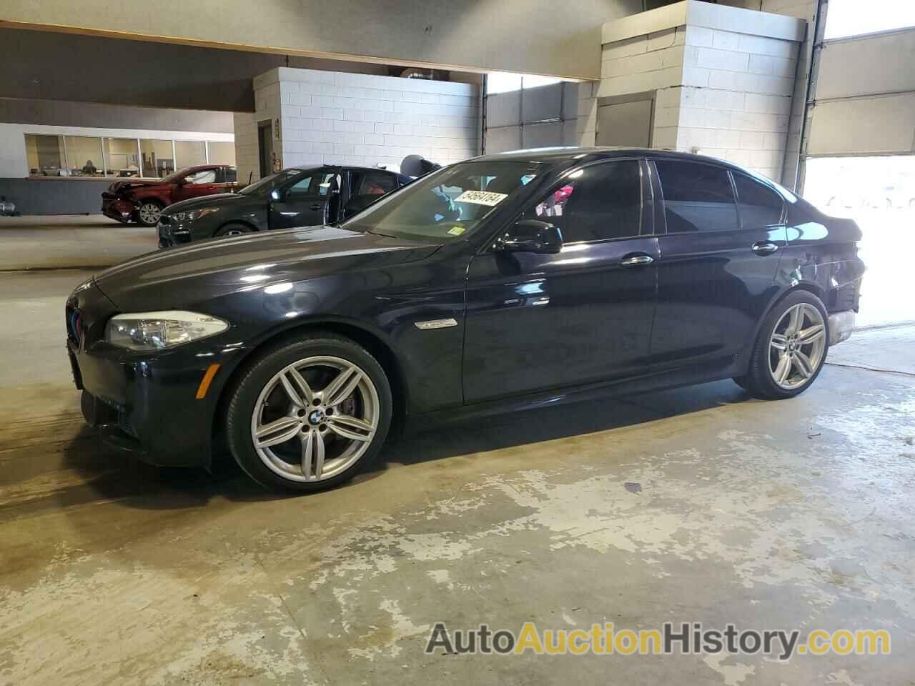 BMW 5 SERIES I, WBAFR7C52CC816319